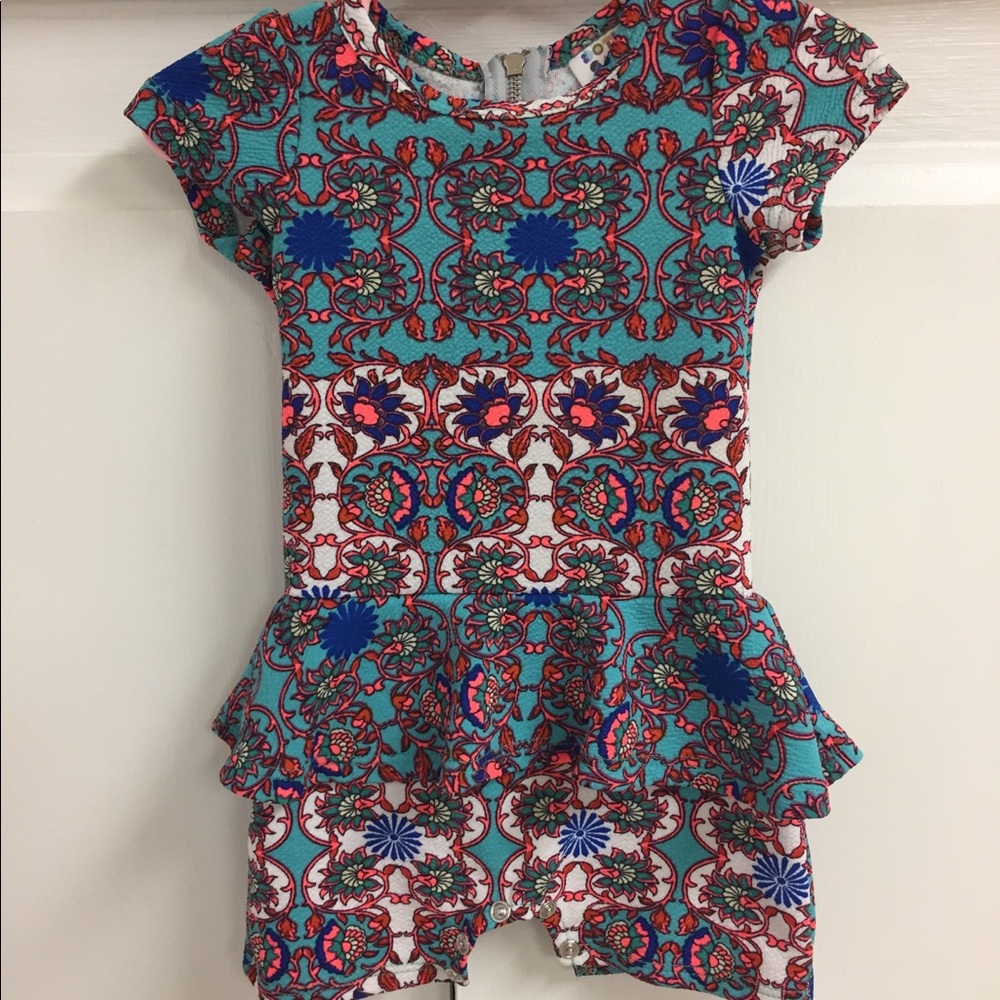 DotDotSmile romper